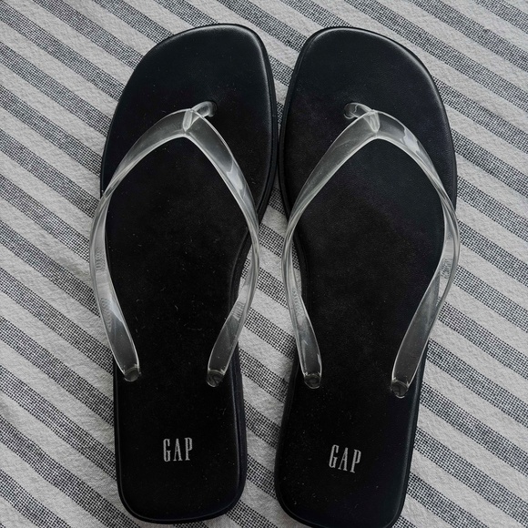 New Gap Jelly Flip Flops Clear Straps Size 9 - Picture 1 of 2